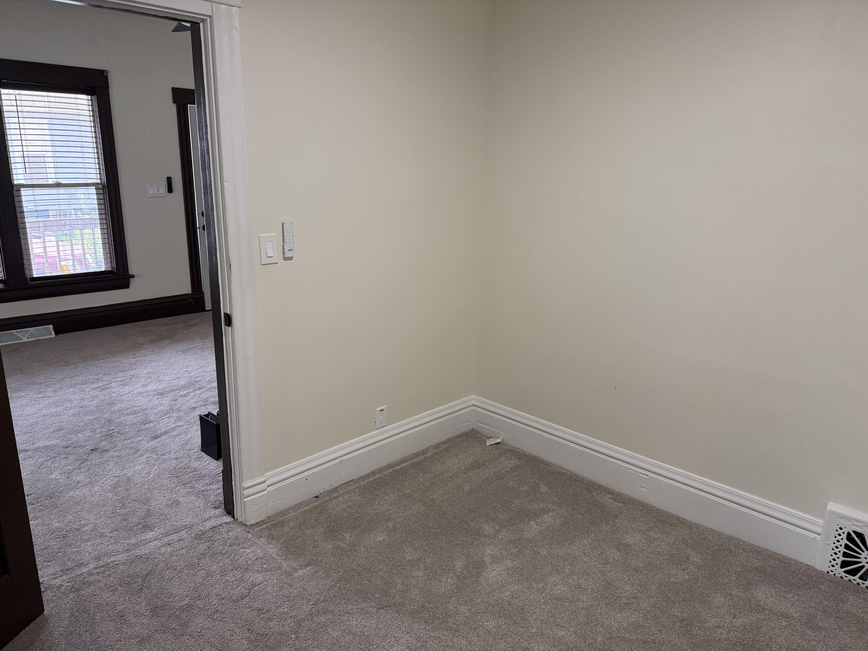 934 Wilson Street Racine, WI 53404 - Photo 9 of 24 IMG_4157