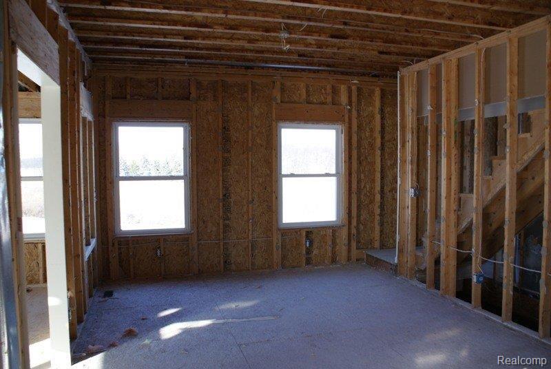 5189 5 Lakes Road North Branch, MI 48461 - Photo 9 of 23 DSC07010.JPG