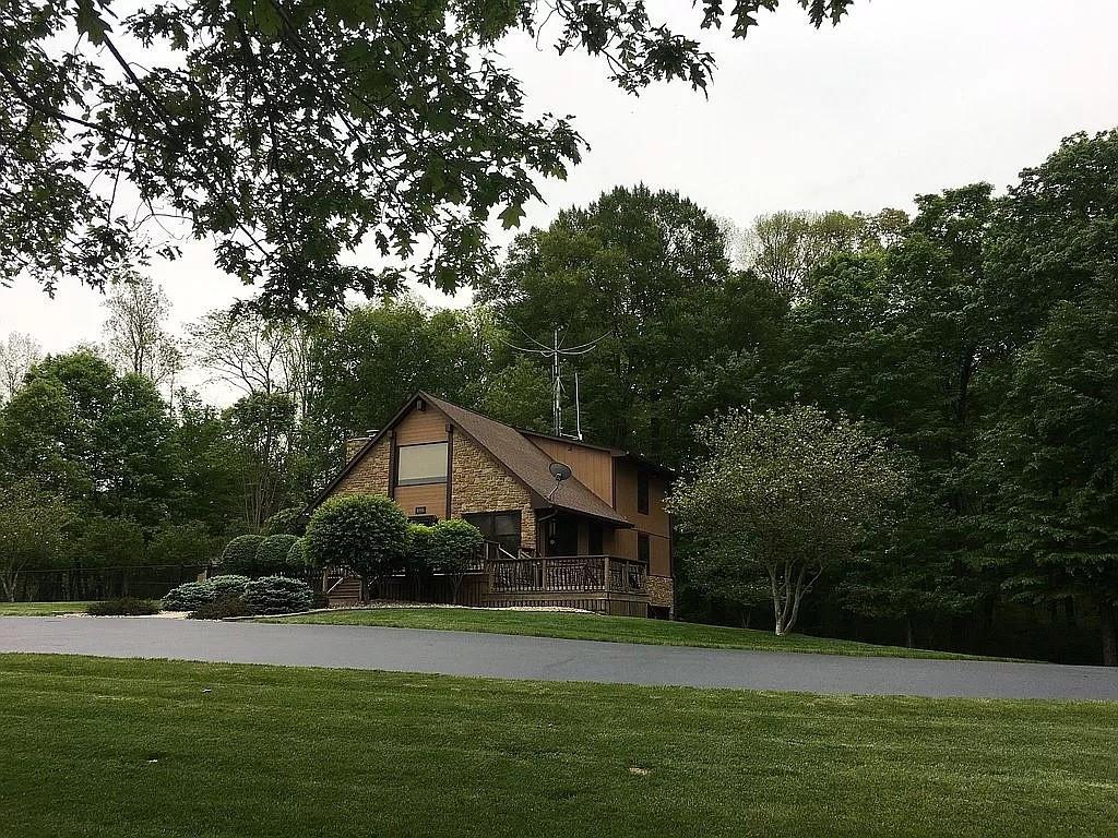 6885 West Lowell Road Columbus, IN 47201 - Photo 2 of 2