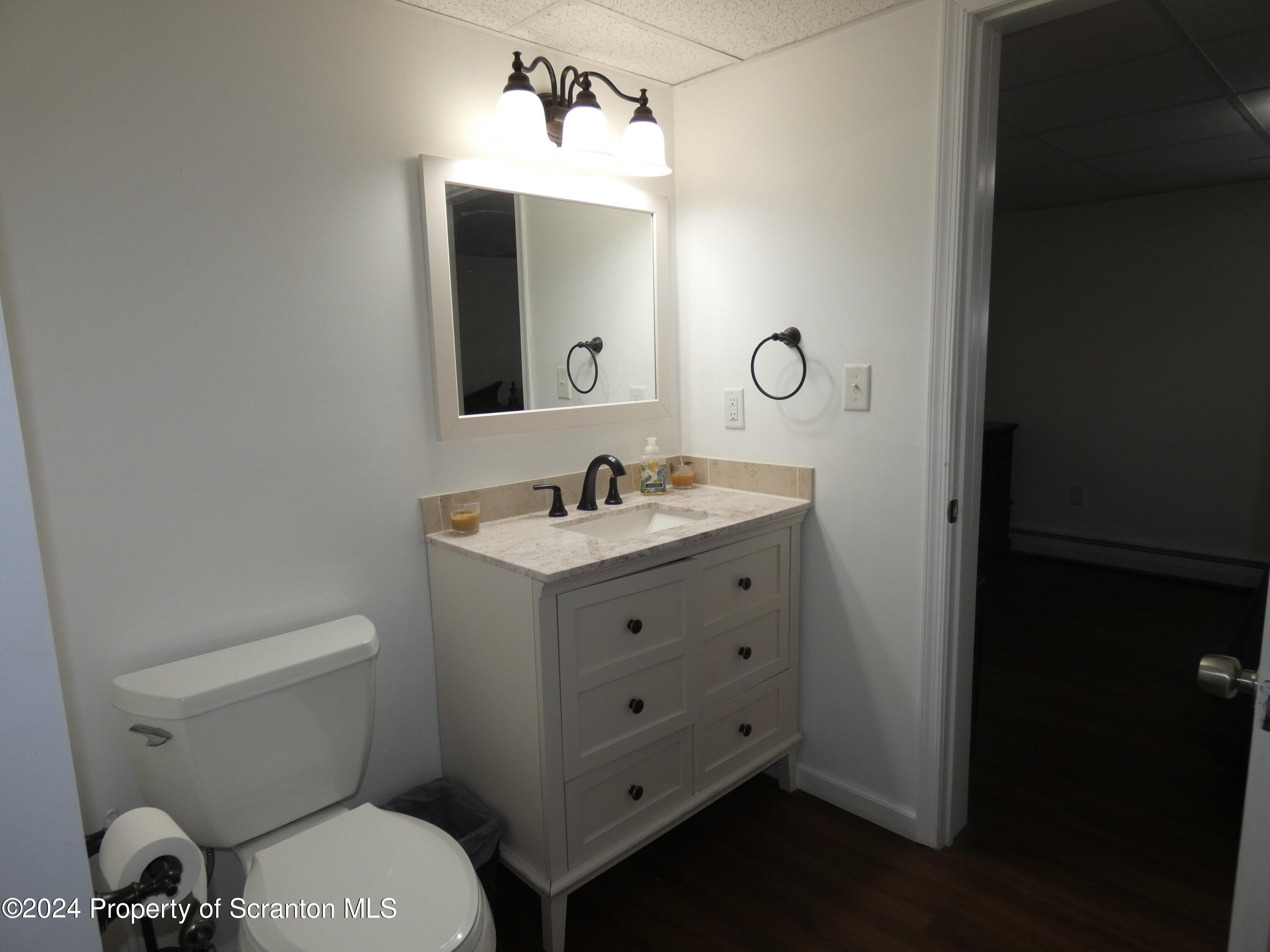 607 3rd Avenue, Unit LOWER LEVEL) Scranton, PA 18505 - Photo 18 of 45 P1030712