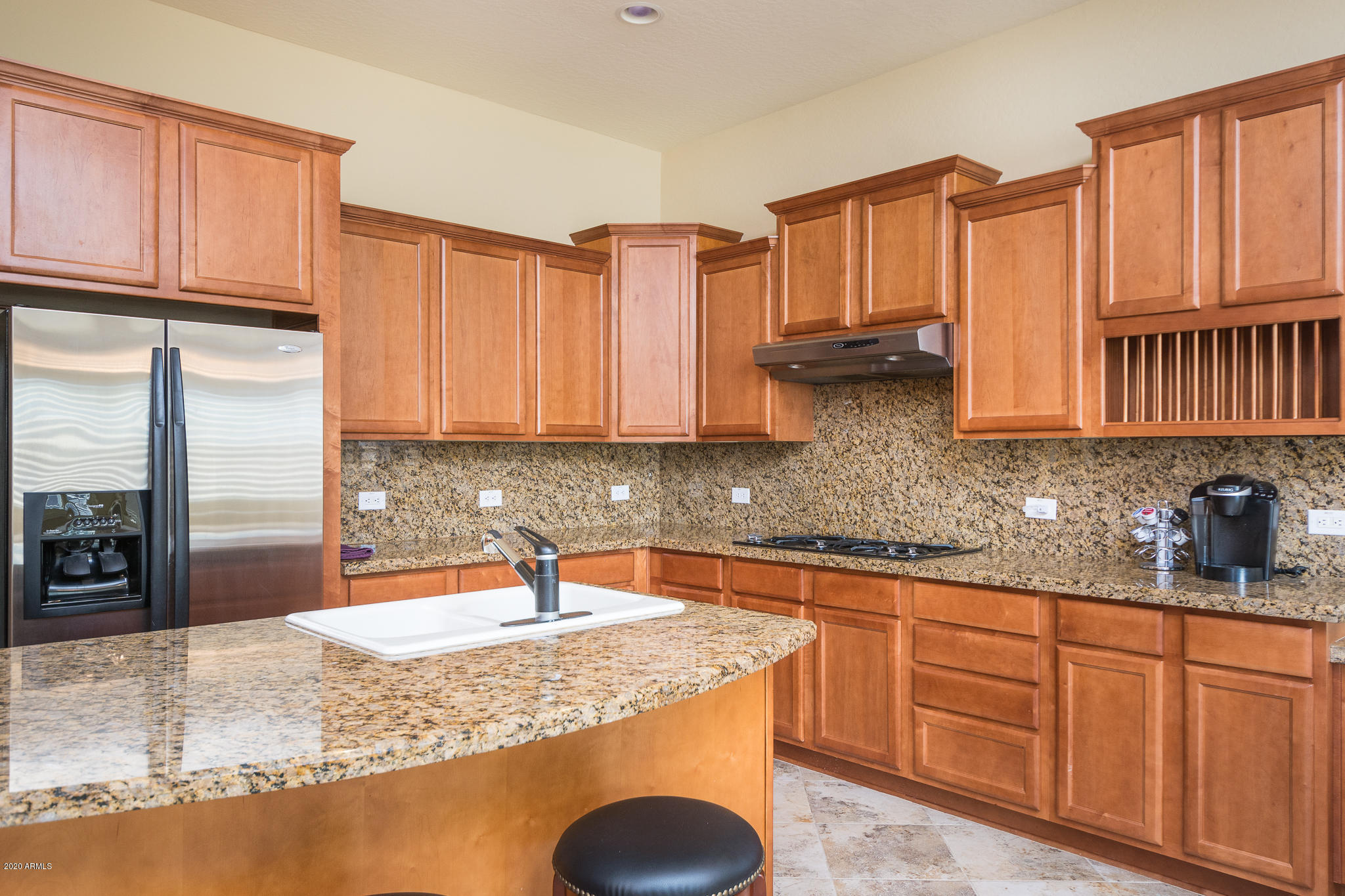 18169 West Narramore Road Goodyear, AZ 85338 - Photo 8 of 43 08- KITCHEN