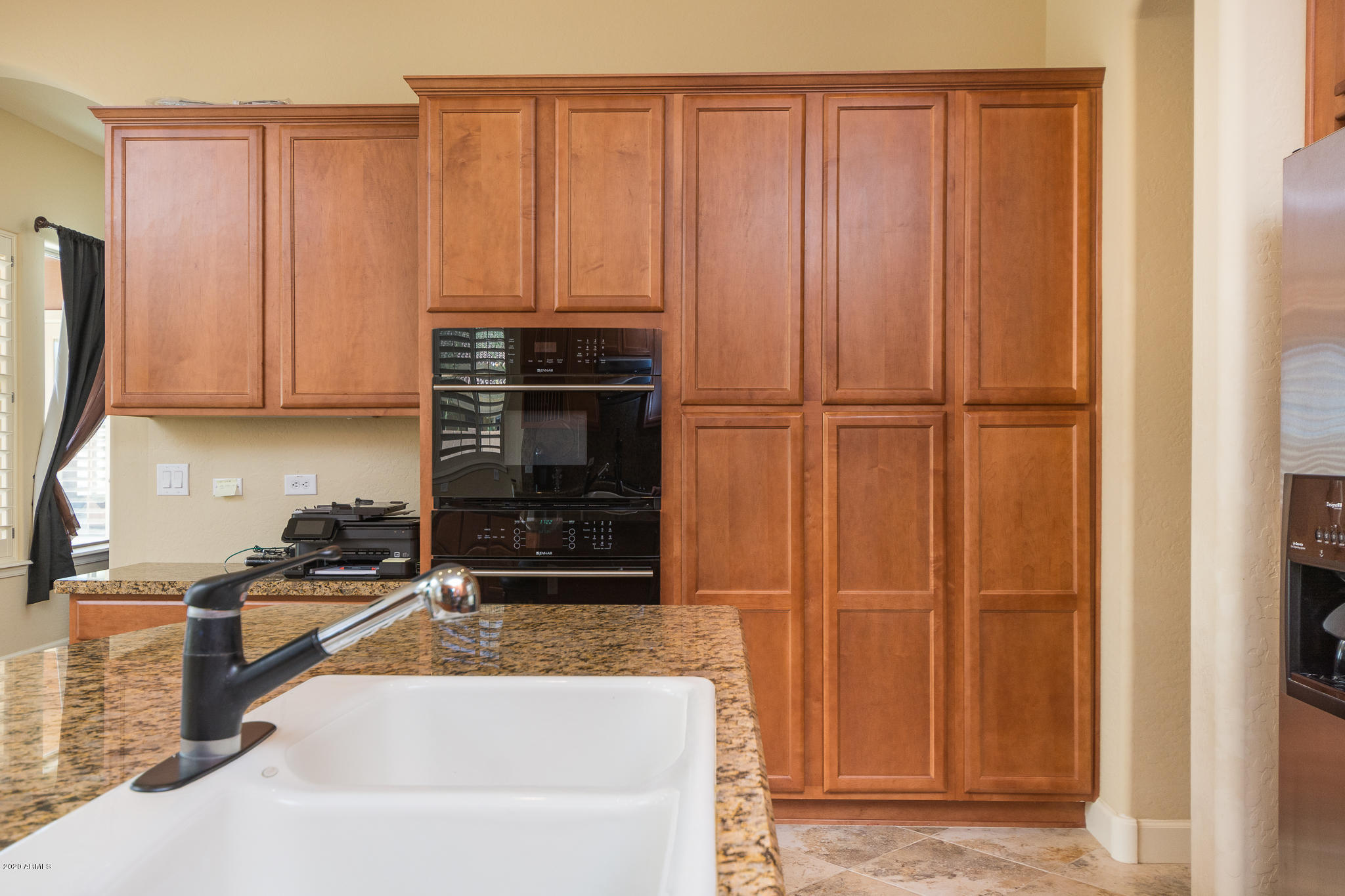 18169 West Narramore Road Goodyear, AZ 85338 - Photo 9 of 43 09- KITCHEN