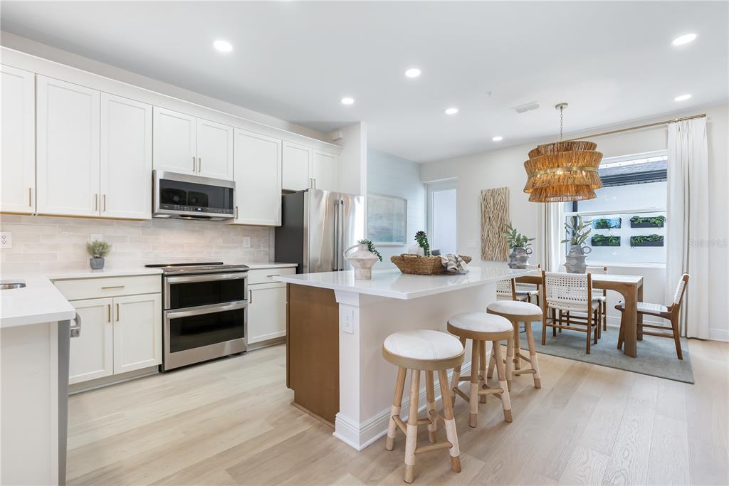 17972 Broadleaf Loop Venice, FL 34293 - Photo 6 of 16