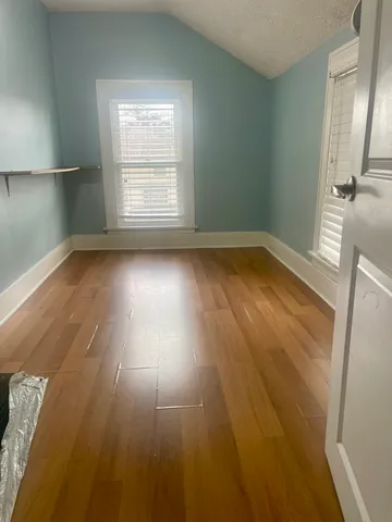 $267,900 | 222 Grand Avenue, Aurora, IL 60506