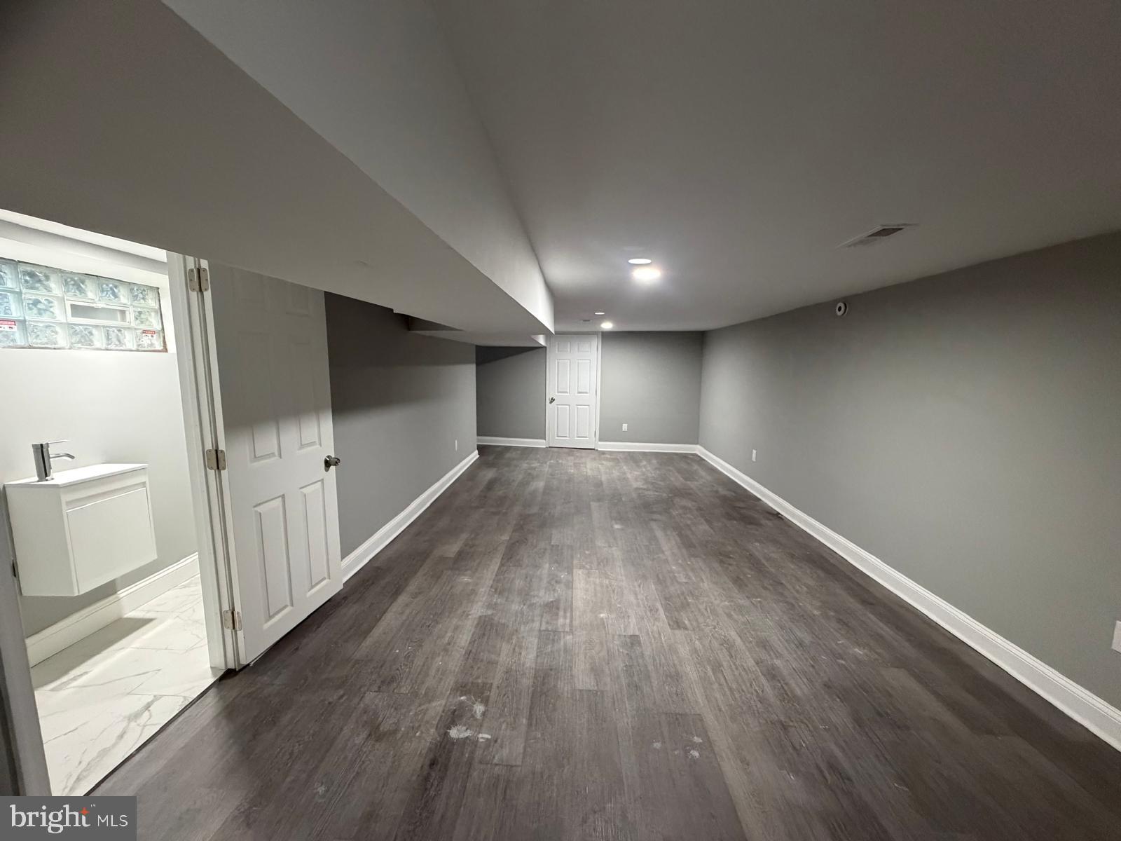 5413 Gainor Road Philadelphia, PA 19131 - Photo 19 of 40 Gallery Image 19