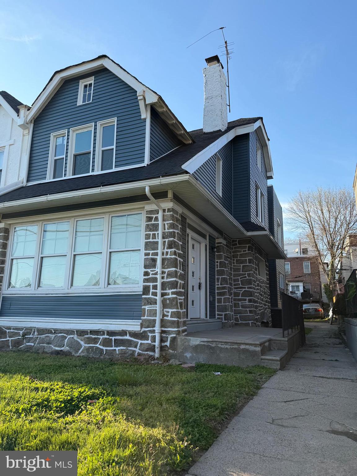 5413 Gainor Road Philadelphia, PA 19131 - Photo 2 of 40 Gallery Image 2