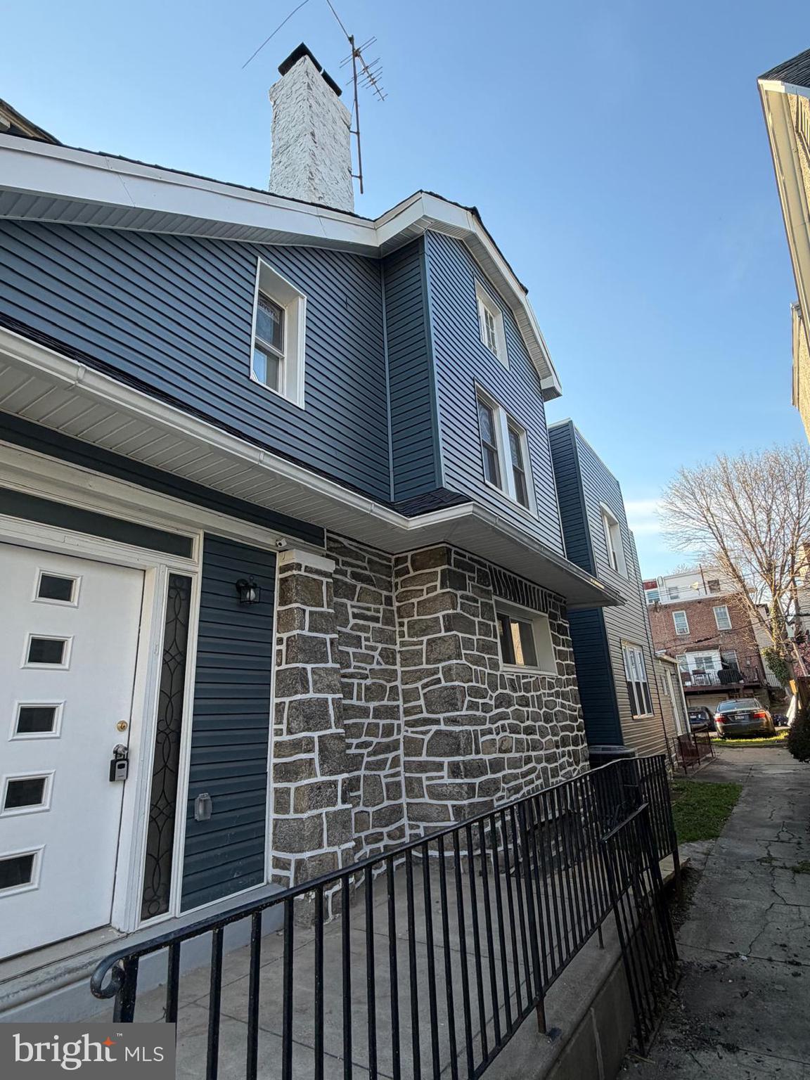 5413 Gainor Road Philadelphia, PA 19131 - Photo 3 of 40 Gallery Image 3