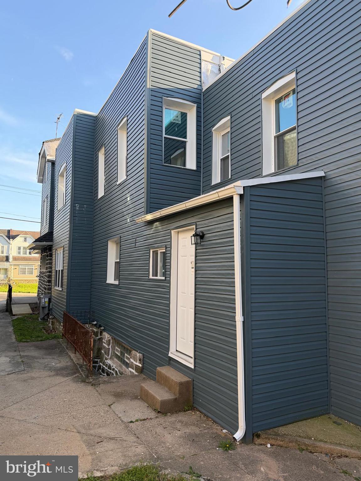 5413 Gainor Road Philadelphia, PA 19131 - Photo 4 of 40 Gallery Image 4