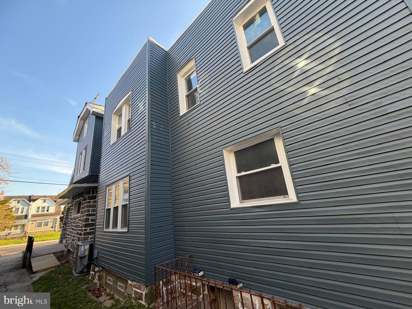 5413 Gainor Road Philadelphia, PA 19131 - Photo 5 of 40 Gallery Image 5