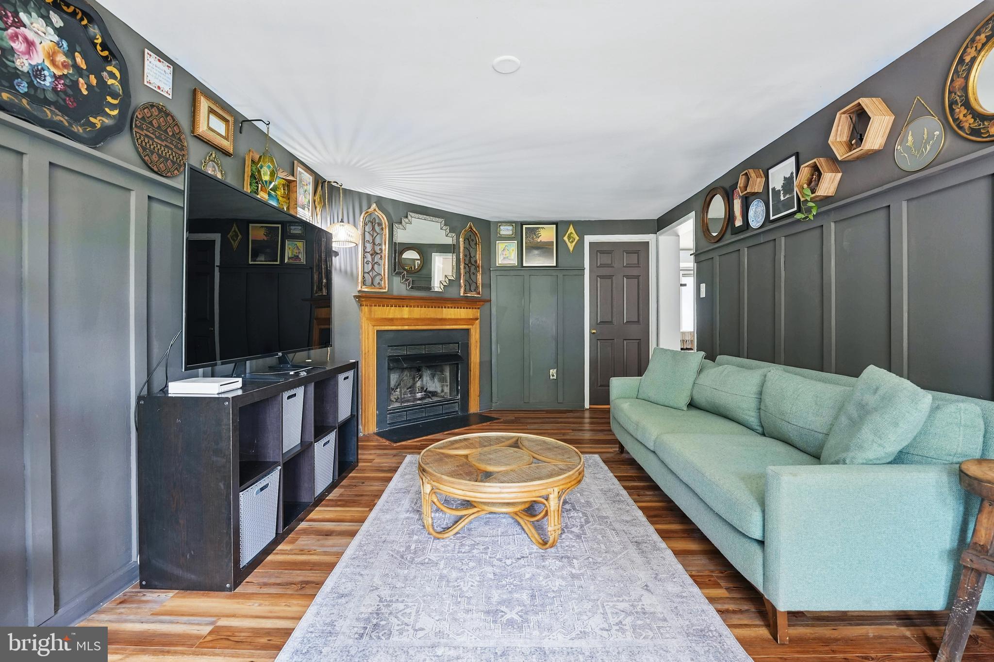 63 Buck Road Stafford, VA 22556 - Photo 5 of 44 cozy family room