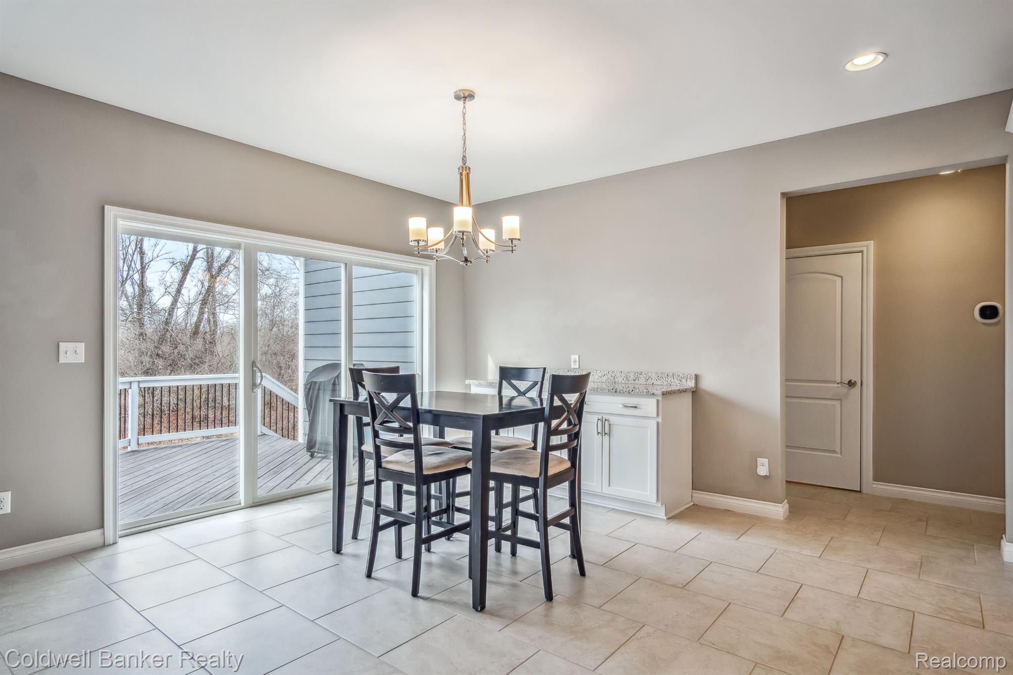 2020 Nollar Bnd Road Whitmore Lake, MI 48189 - Photo 9 of 35 Large Dining Area