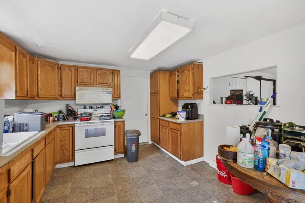 $111,000 | 10484 South Graham Road, St. Charles, MI 48655