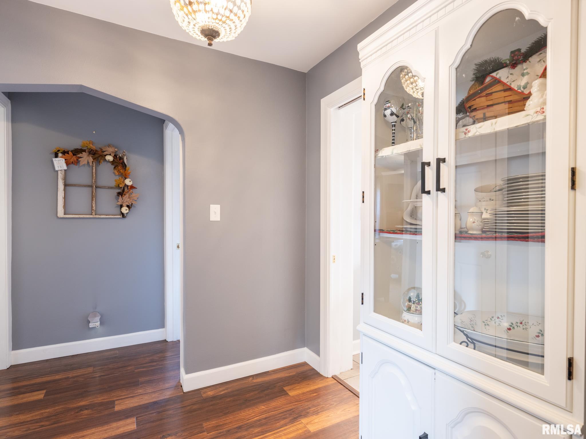 1103 West Ridge Road Peoria, IL 61614 - Photo 17 of 53 Gallery Image 17