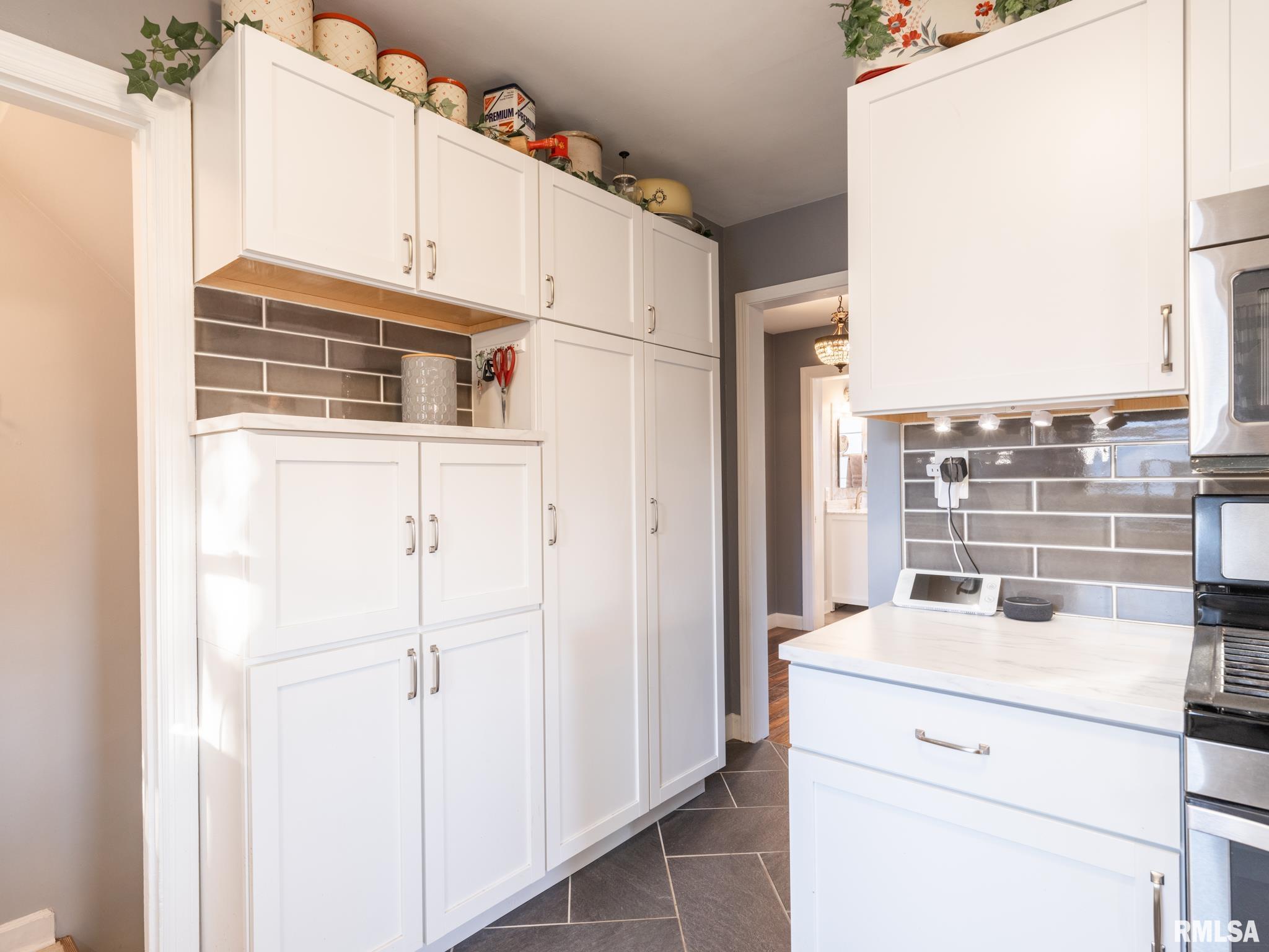 1103 West Ridge Road Peoria, IL 61614 - Photo 25 of 53 Gallery Image 25