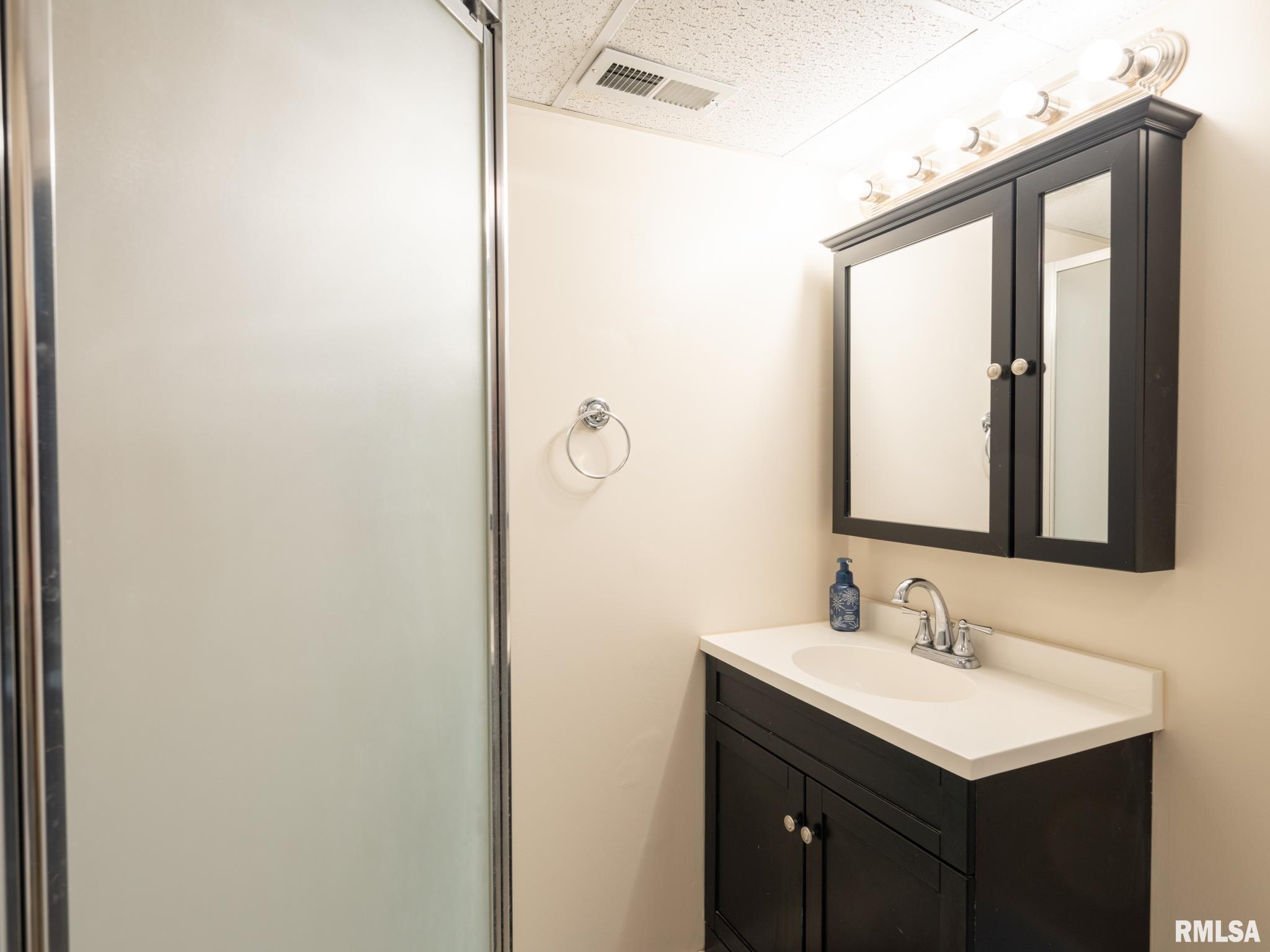 1103 West Ridge Road Peoria, IL 61614 - Photo 44 of 53 Gallery Image 44