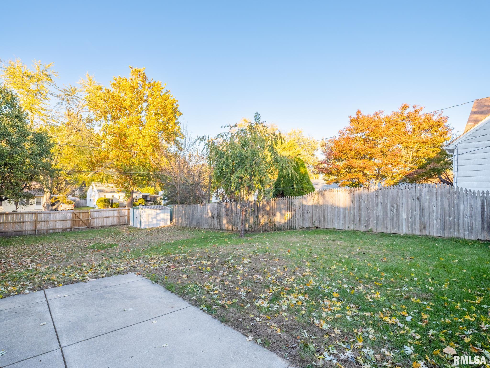 1103 West Ridge Road Peoria, IL 61614 - Photo 48 of 53 Gallery Image 48
