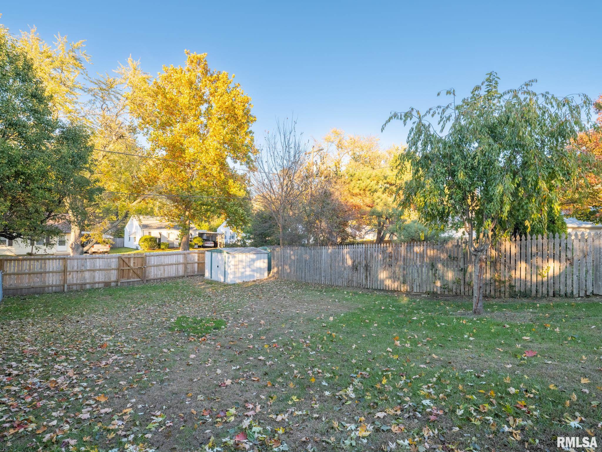 1103 West Ridge Road Peoria, IL 61614 - Photo 49 of 53 Gallery Image 49