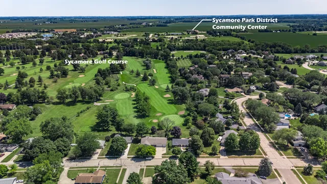 $299,000 | 400 Kishwaukee Drive, Sycamore, IL 60178