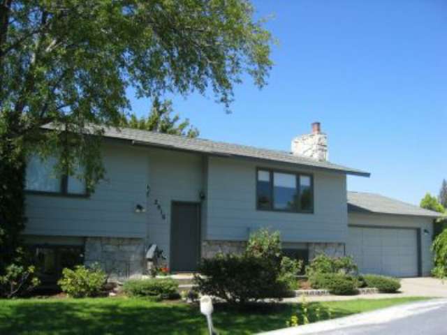 2916 South Cherry Road Spokane, WA 99216 - Photo 1 of 9