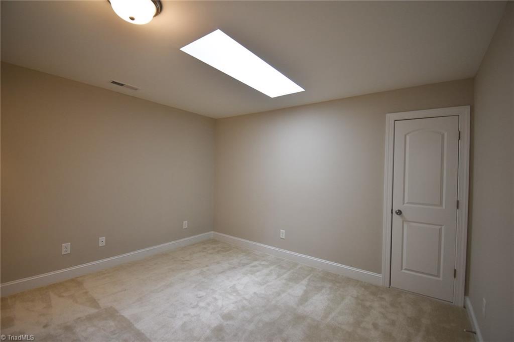 3847 Thistleberry Road High Point, NC 27265 - Photo 13 of 19 Gallery Image 13