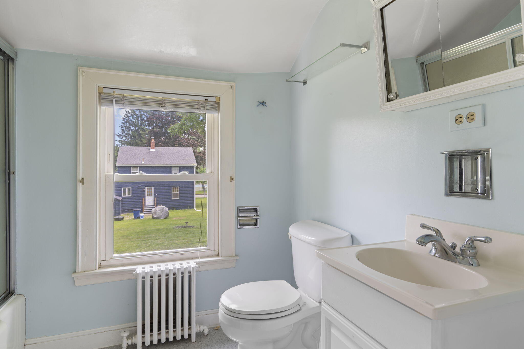 79 Devon Street Portland, ME 04102 - Photo 23 of 32 23-web-or-mls-DSC02799