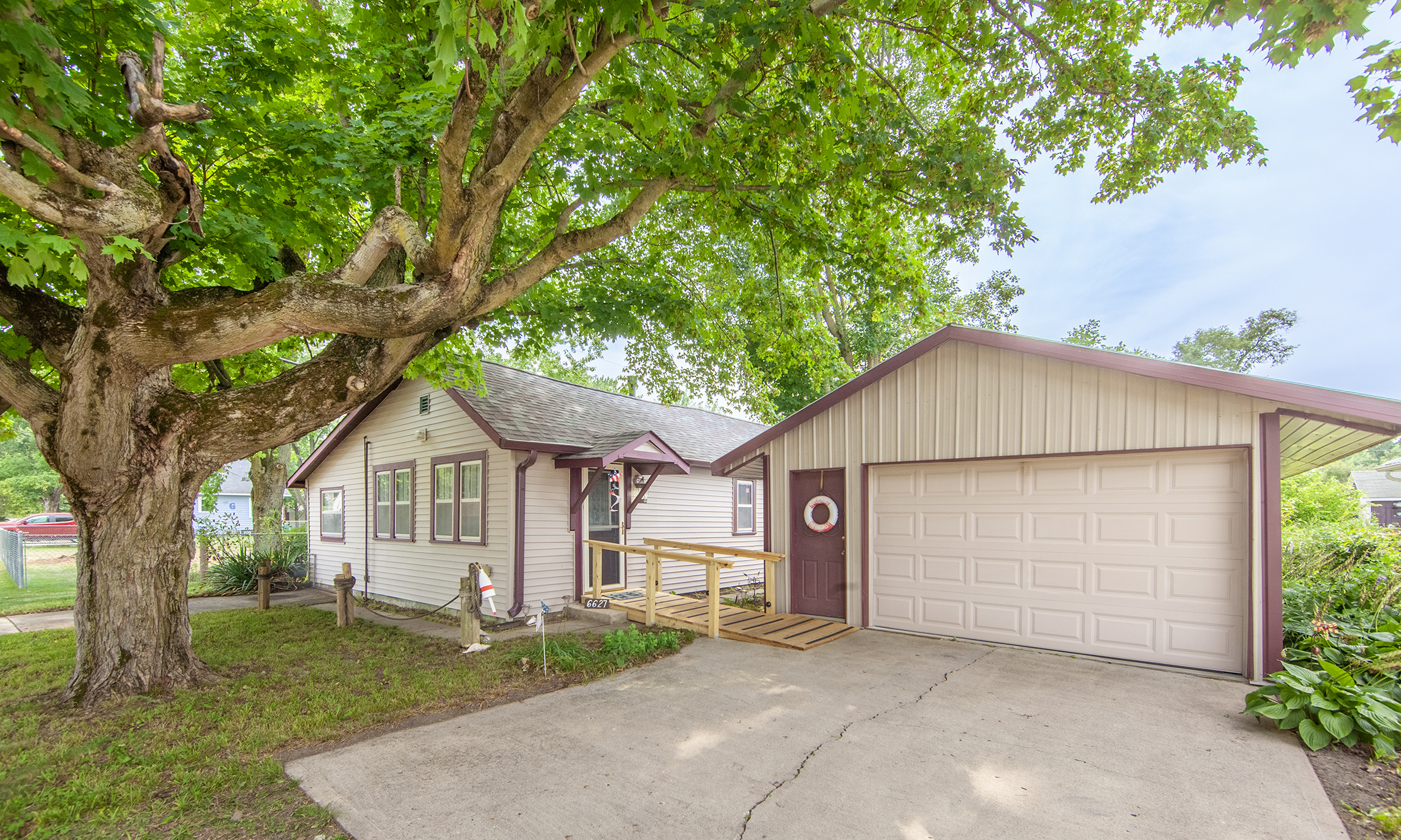 6627 South Cross Street Pendleton, IN 46064 - Photo 1 of 23