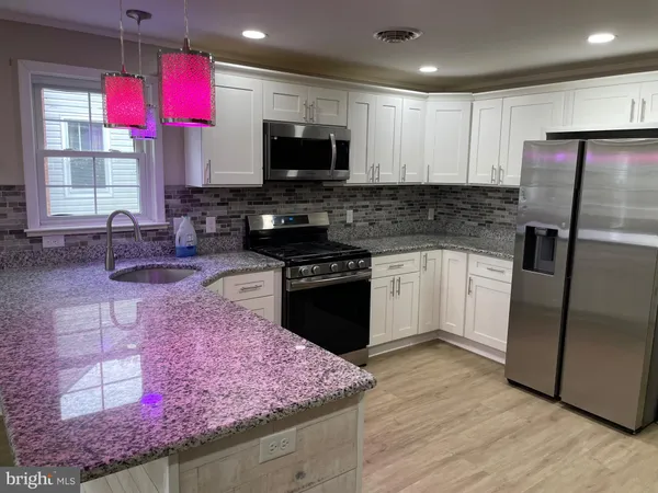 $339,000 | 32 Meadow Avenue, Wyoming, DE 19934