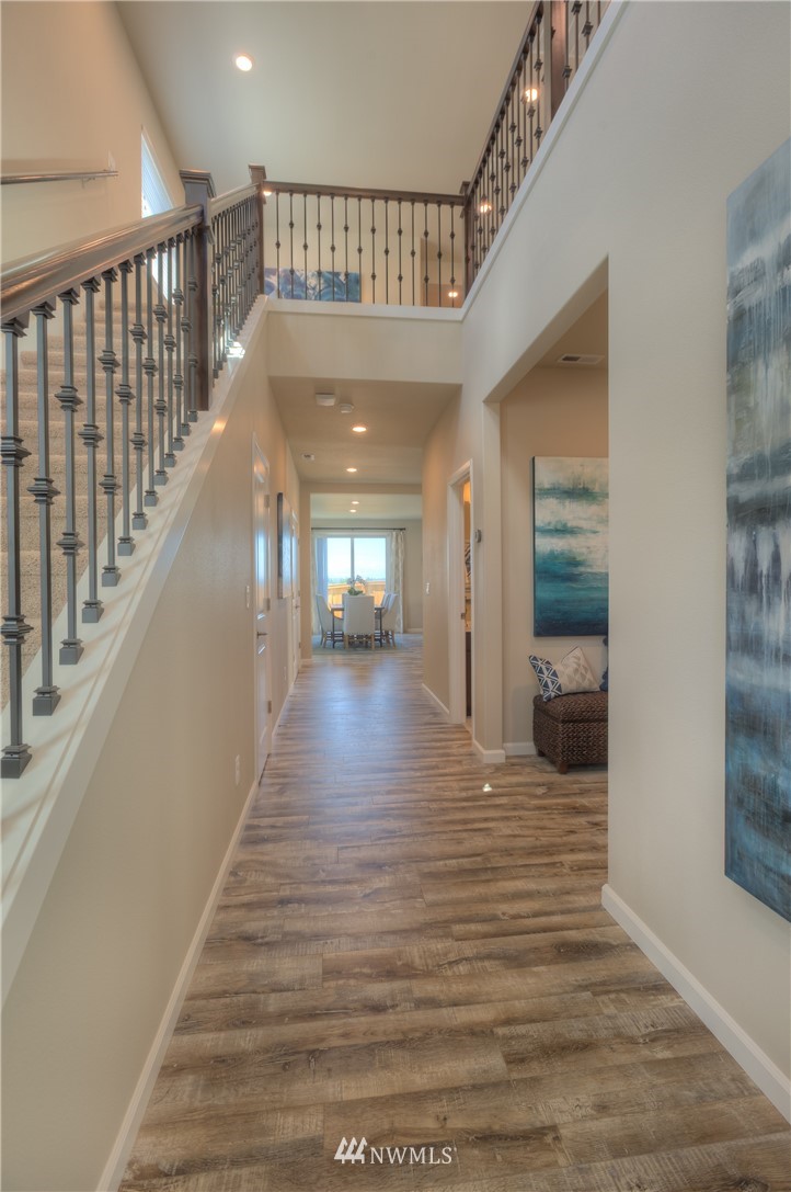 23611 43rd Drive Southeast, Unit 247 Bothell, WA 98021 - Photo 4 of 25 Gallery Image 4