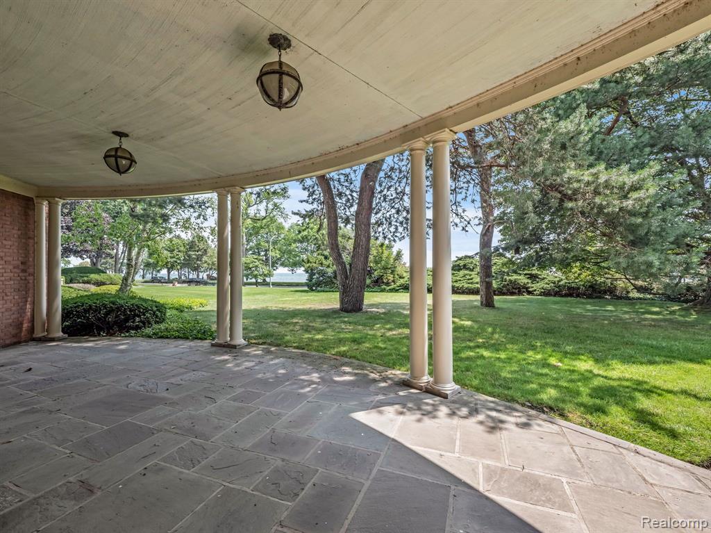 475 Lake Shore Road Grosse Pointe Farms, MI 48236 - Photo 43 of 44
