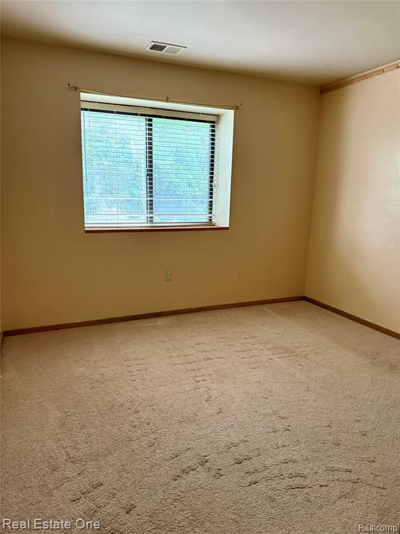 24060 Middlebelt Road Farmington, MI 48336 - Photo 8 of 14
