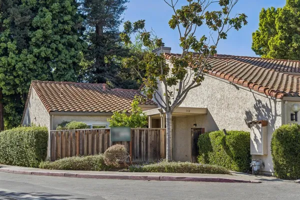 $869,000 | 142 Mission Drive, East Palo Alto, CA 94303