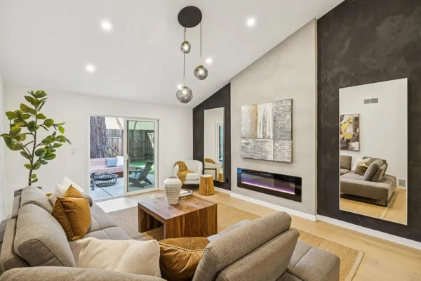 $869,000 | 142 Mission Drive, East Palo Alto, CA 94303