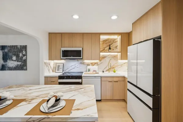 $869,000 | 142 Mission Drive, East Palo Alto, CA 94303