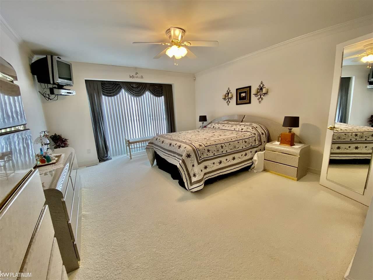 33770 Lighthouse Pointe Chesterfield, MI 48047 - Photo 14 of 27