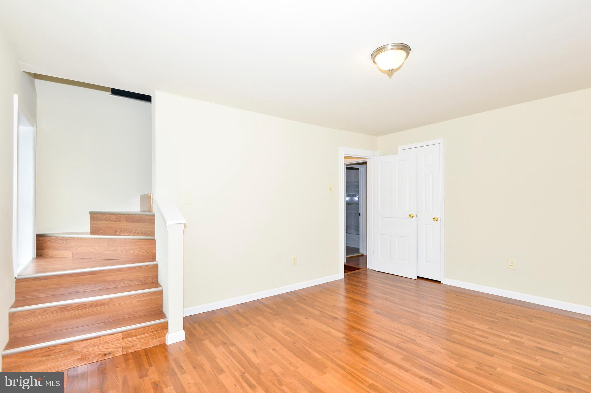 20300 Bucklodge Road Boyds, MD 20841 - Photo 17 of 23 Bedroom