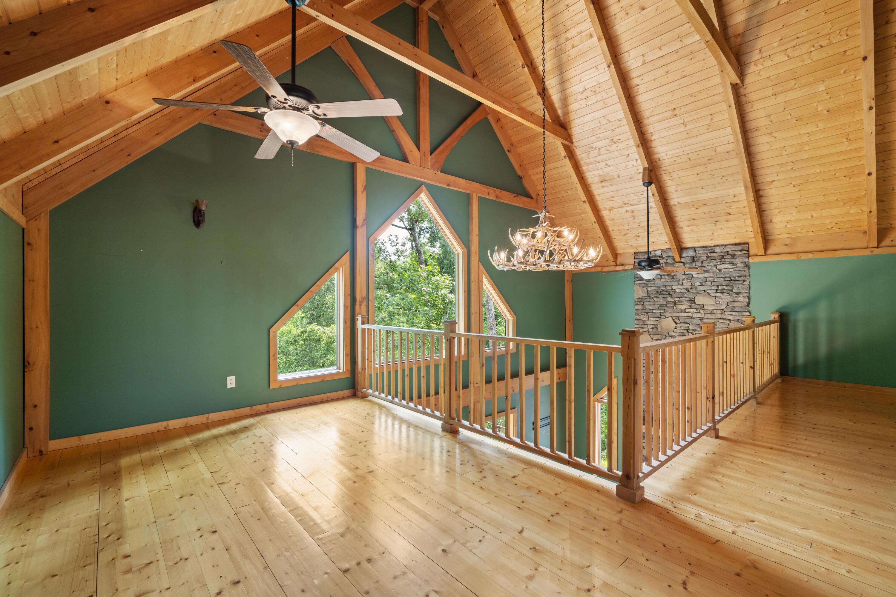 374 Laurel Road Townsend, TN 37882 - Photo 14 of 57 02