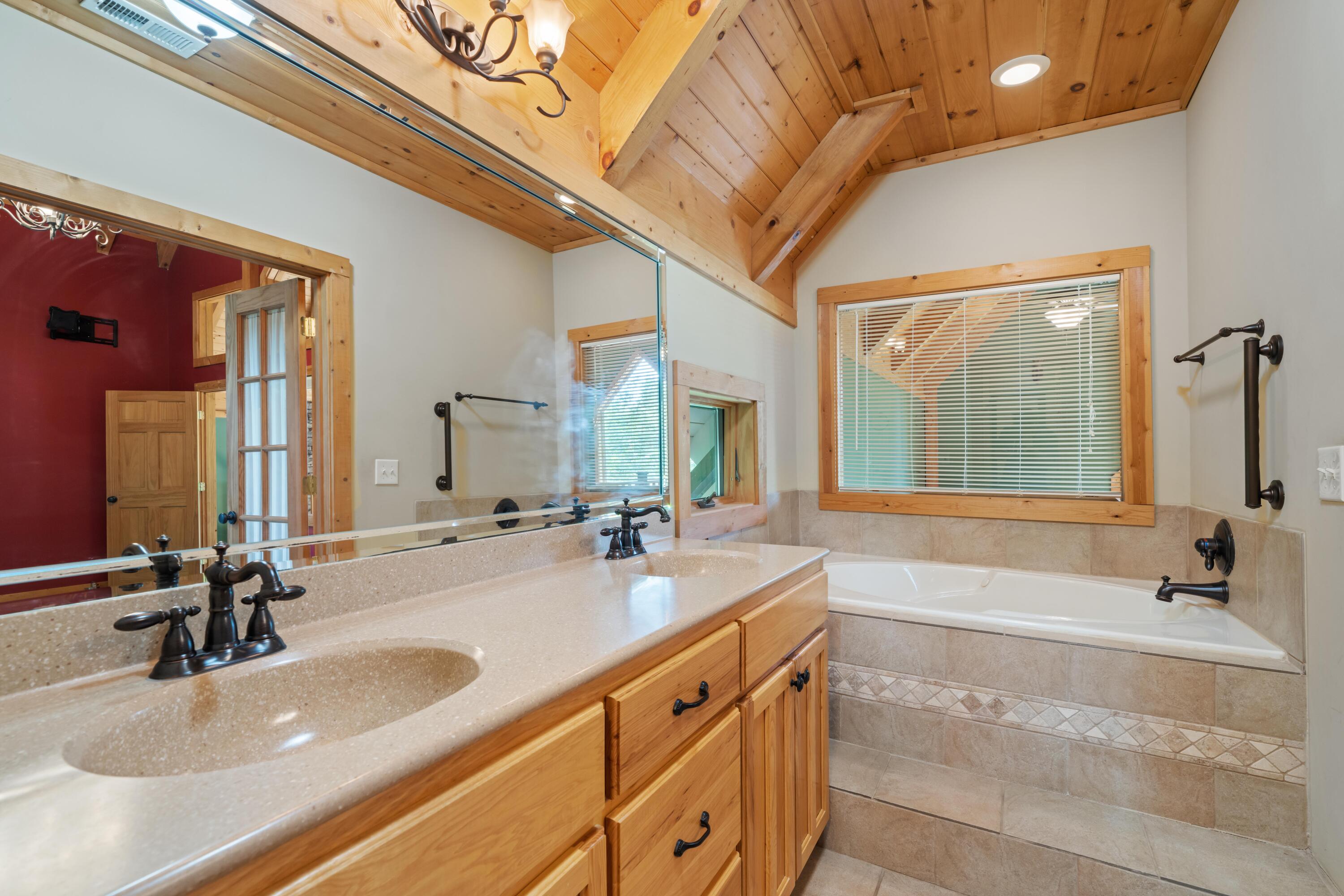 374 Laurel Road Townsend, TN 37882 - Photo 19 of 57 07