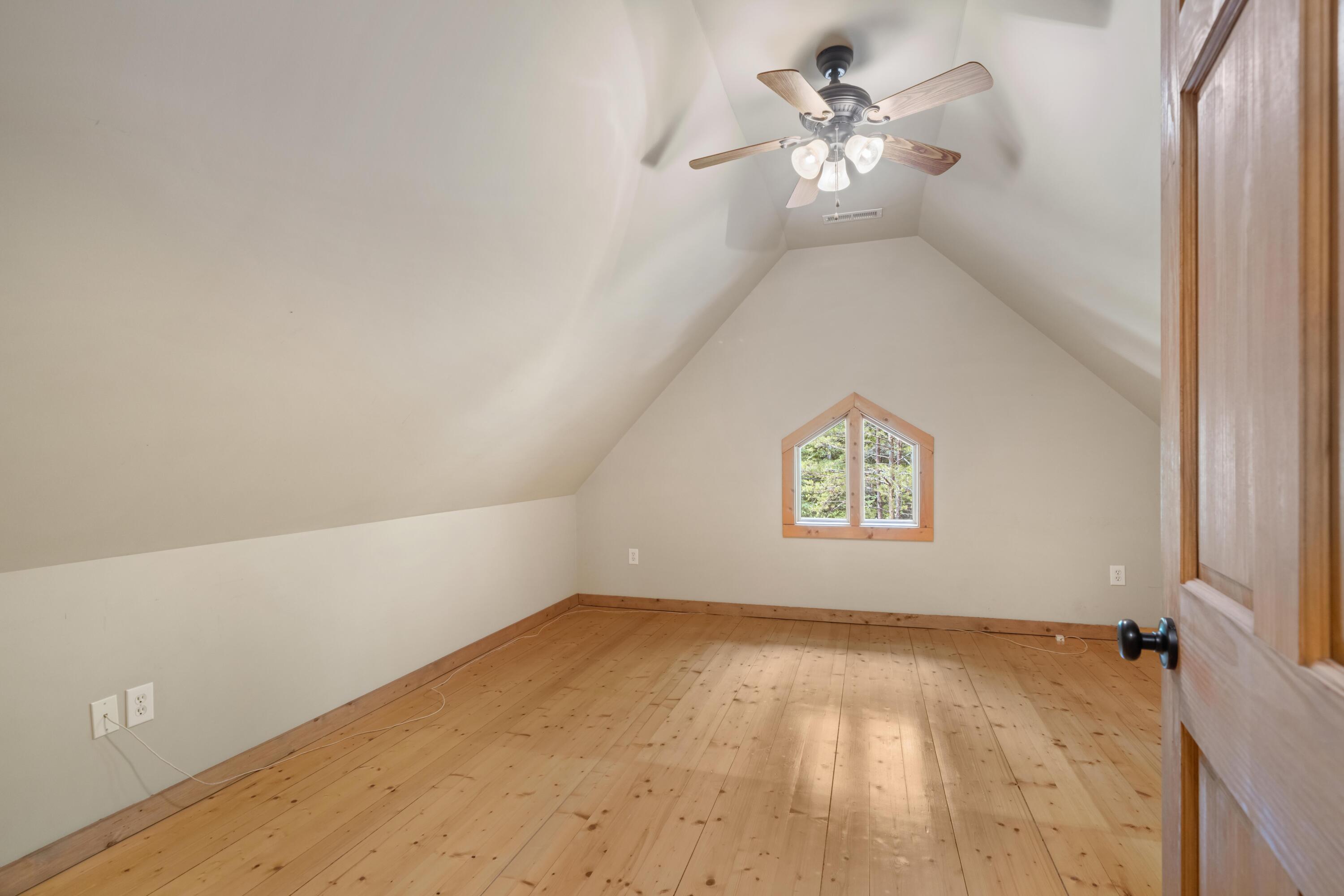 374 Laurel Road Townsend, TN 37882 - Photo 21 of 57 09