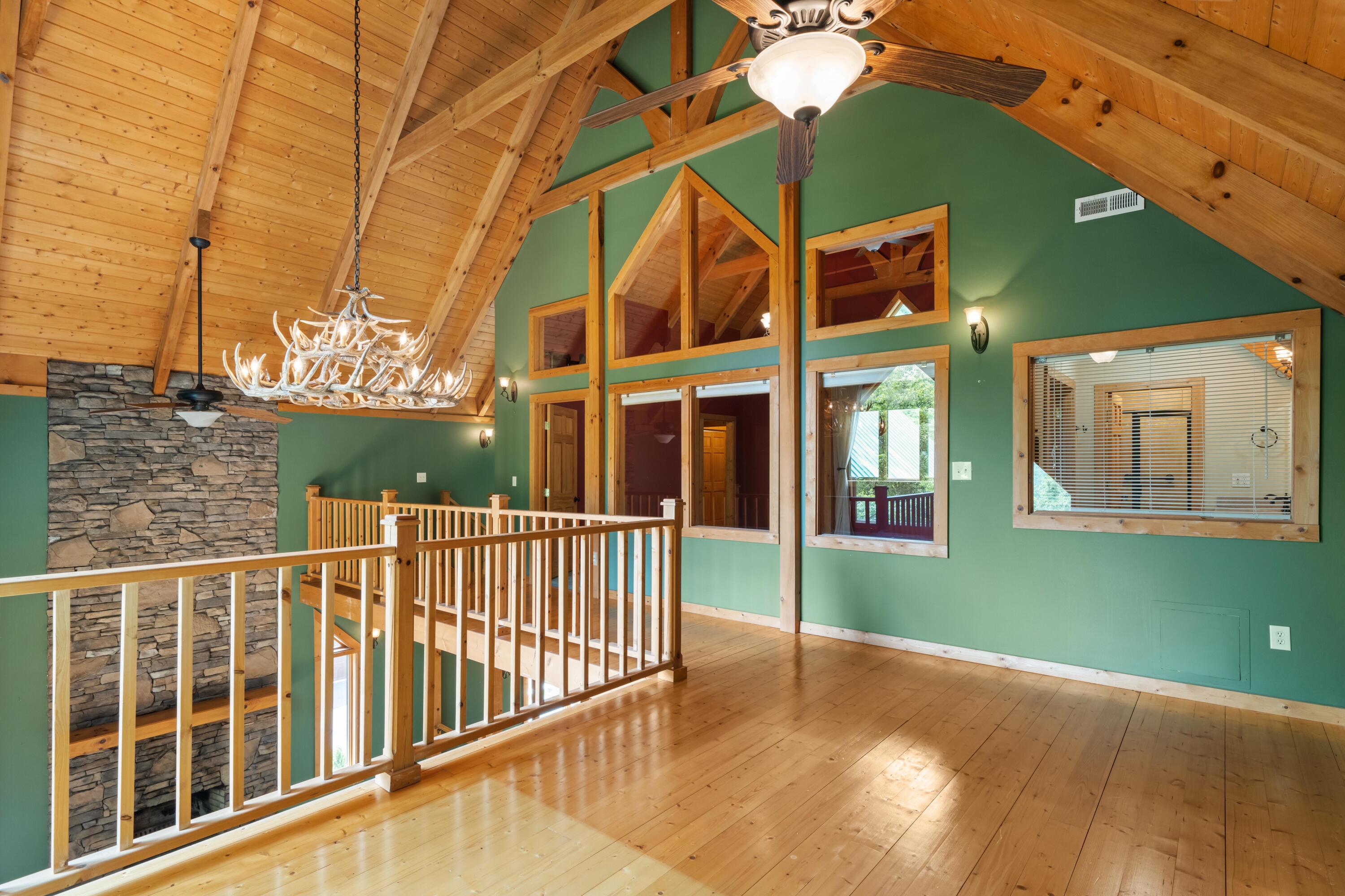 374 Laurel Road Townsend, TN 37882 - Photo 3 of 57 01