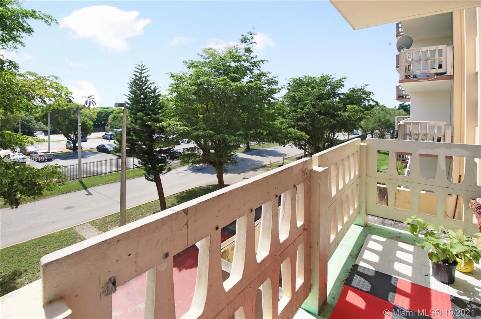 15600 Northwest 7th Avenue, Unit 3011 Miami, FL 33169 - Photo 20 of 30