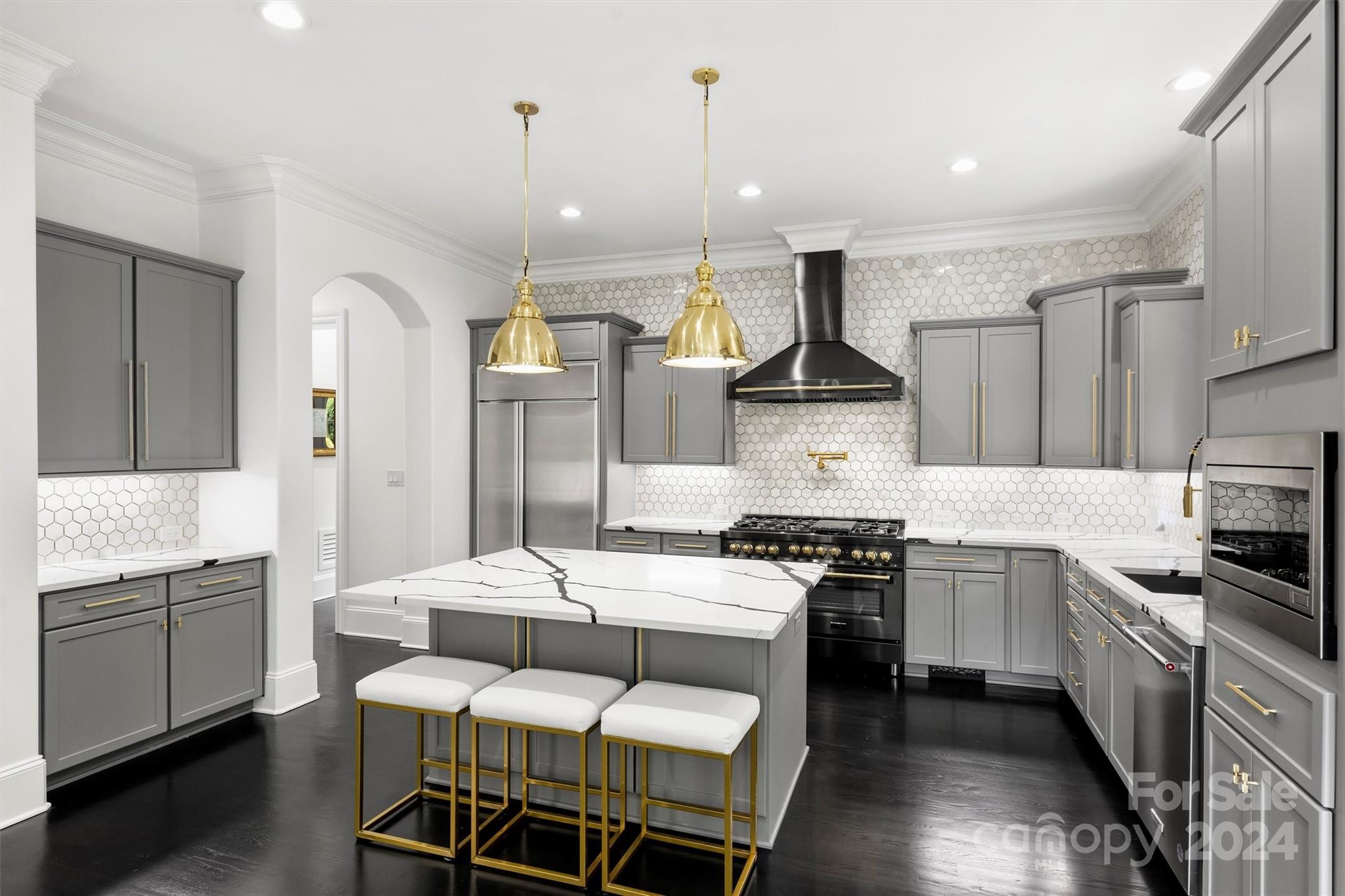6128 Sharon Road Charlotte, NC 28210 - Photo 16 of 48 Gallery Image 16