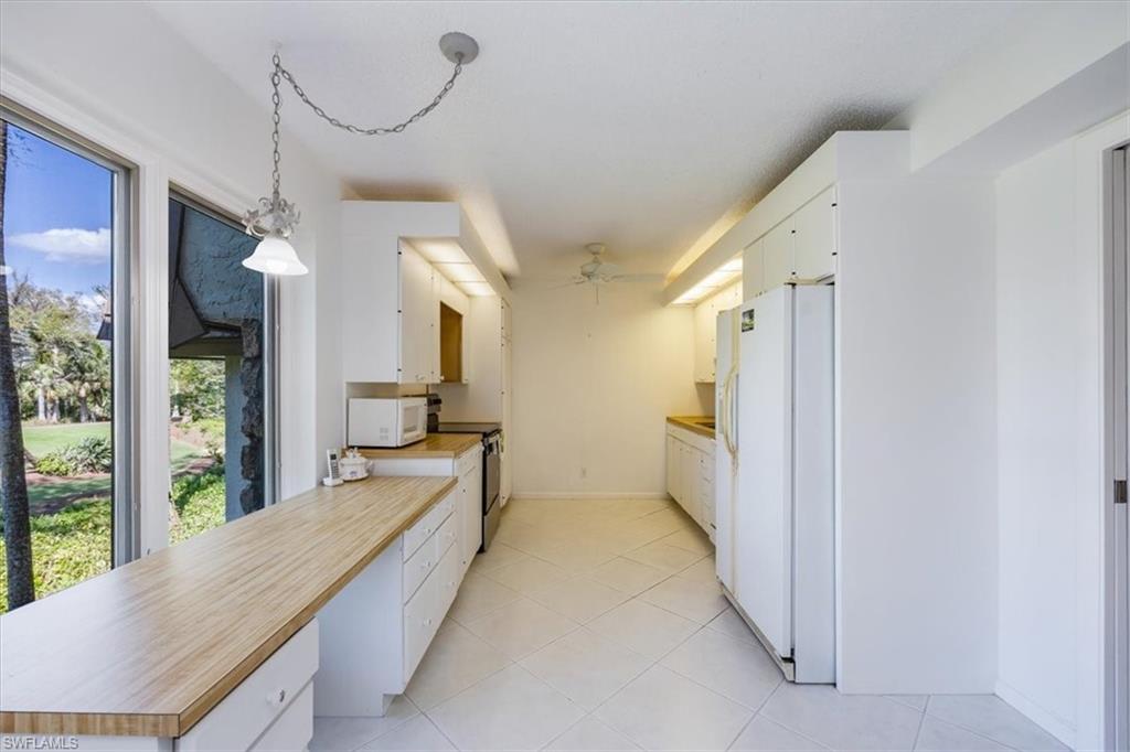 102 Wilderness Way, Unit 244 Naples, FL 34105 - Photo 10 of 28