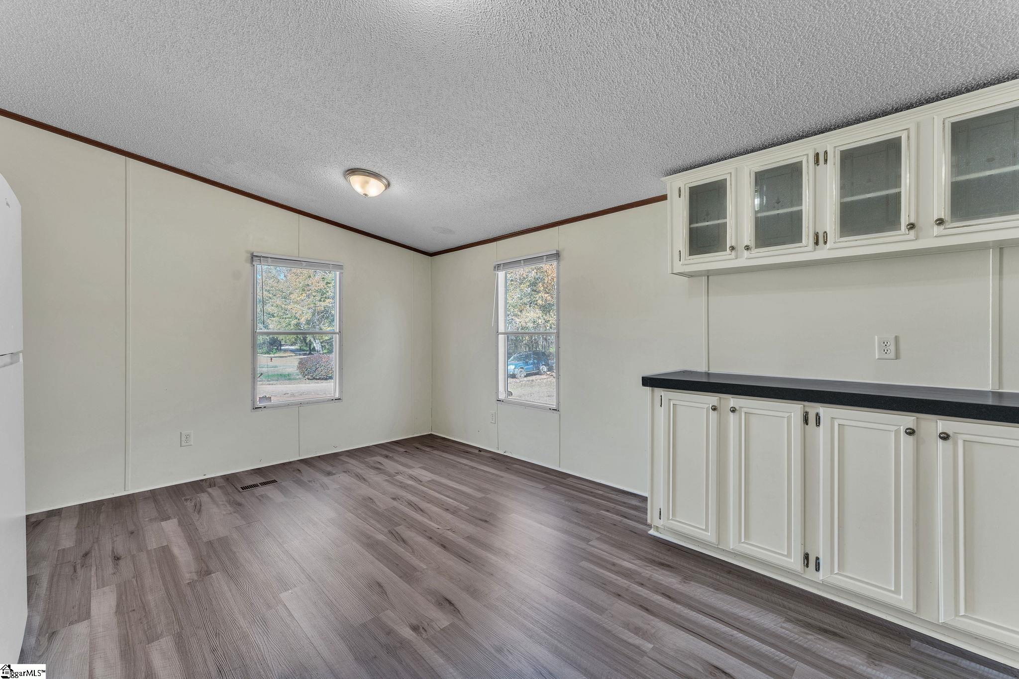 421 Brown Farm Road Seneca, SC 29678 - Photo 11 of 25