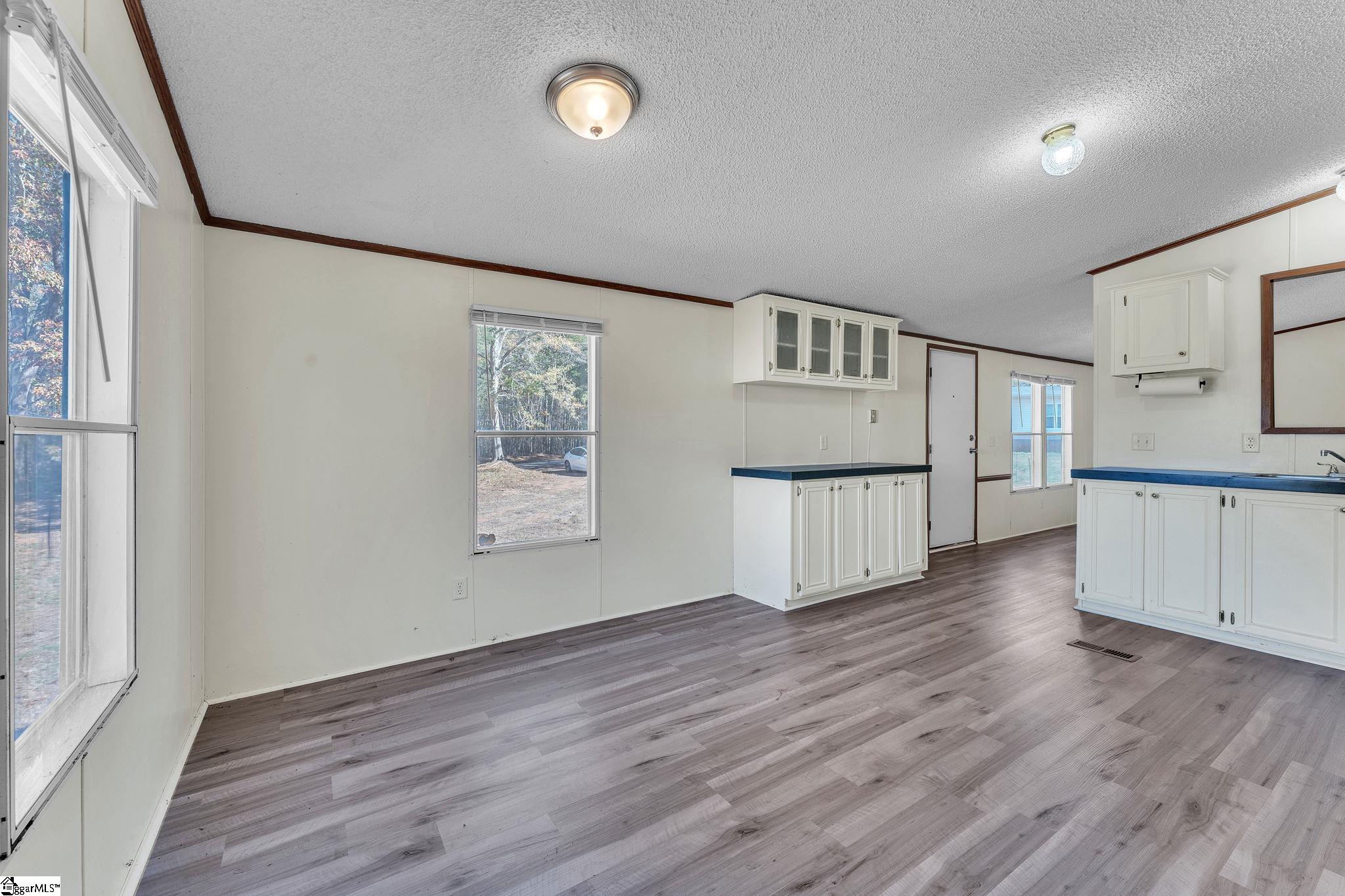 421 Brown Farm Road Seneca, SC 29678 - Photo 10 of 25