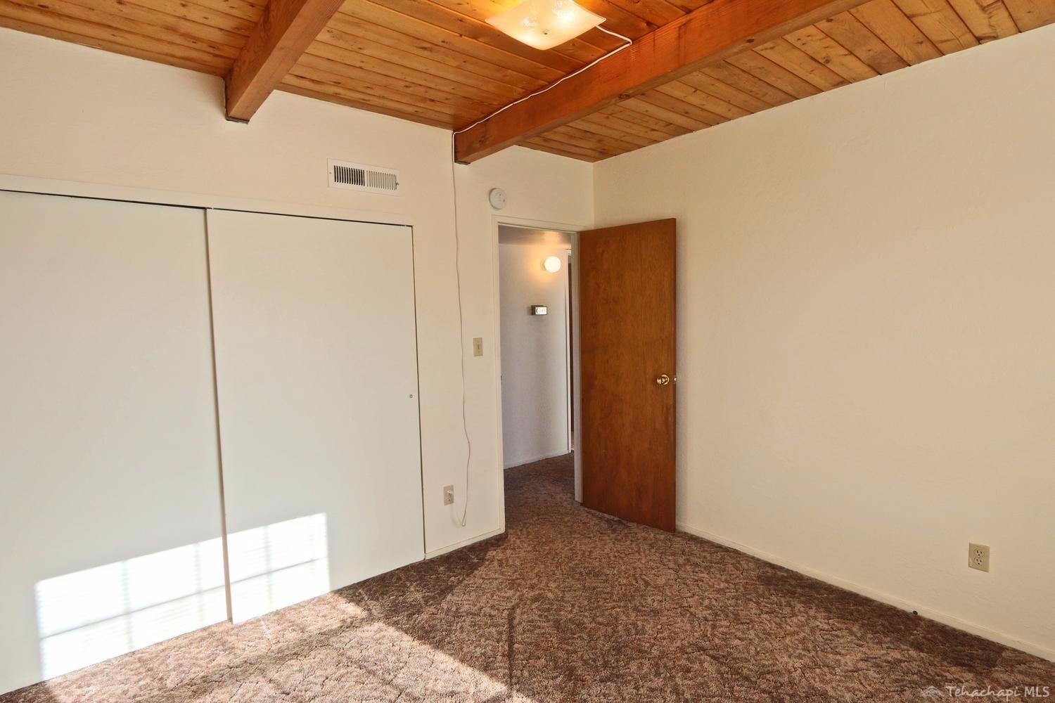 29501 Fawn Way Tehachapi, CA 93561 - Photo 22 of 37 Gallery Image 22