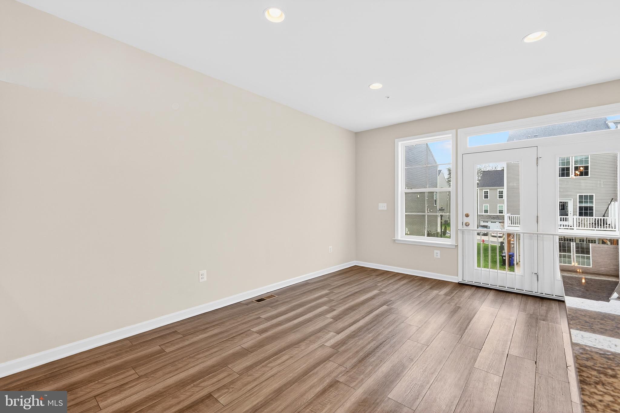 1017 Flester Lane Laurel, MD 20707 - Photo 10 of 37 Dining area