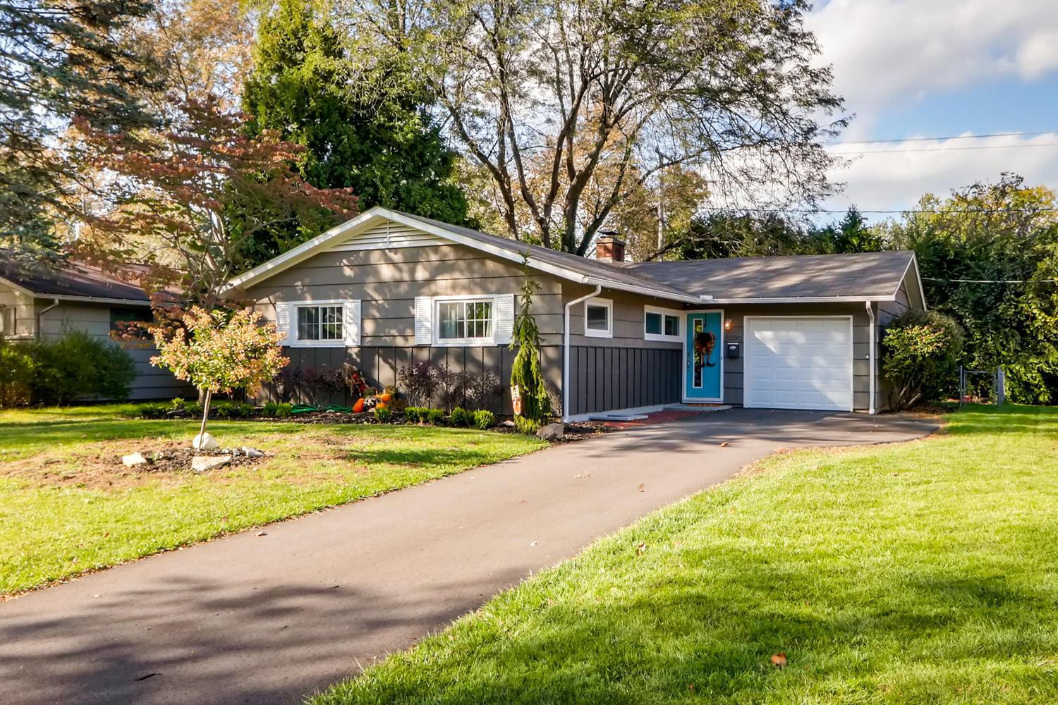 2390 Bristol Road Columbus, OH 43221 - Photo 1 of 16