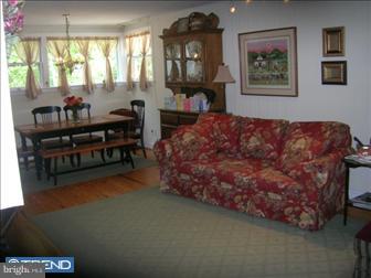 524 Sutherland Road Ewing, NJ 08618 - Photo 4 of 6 Dining Room