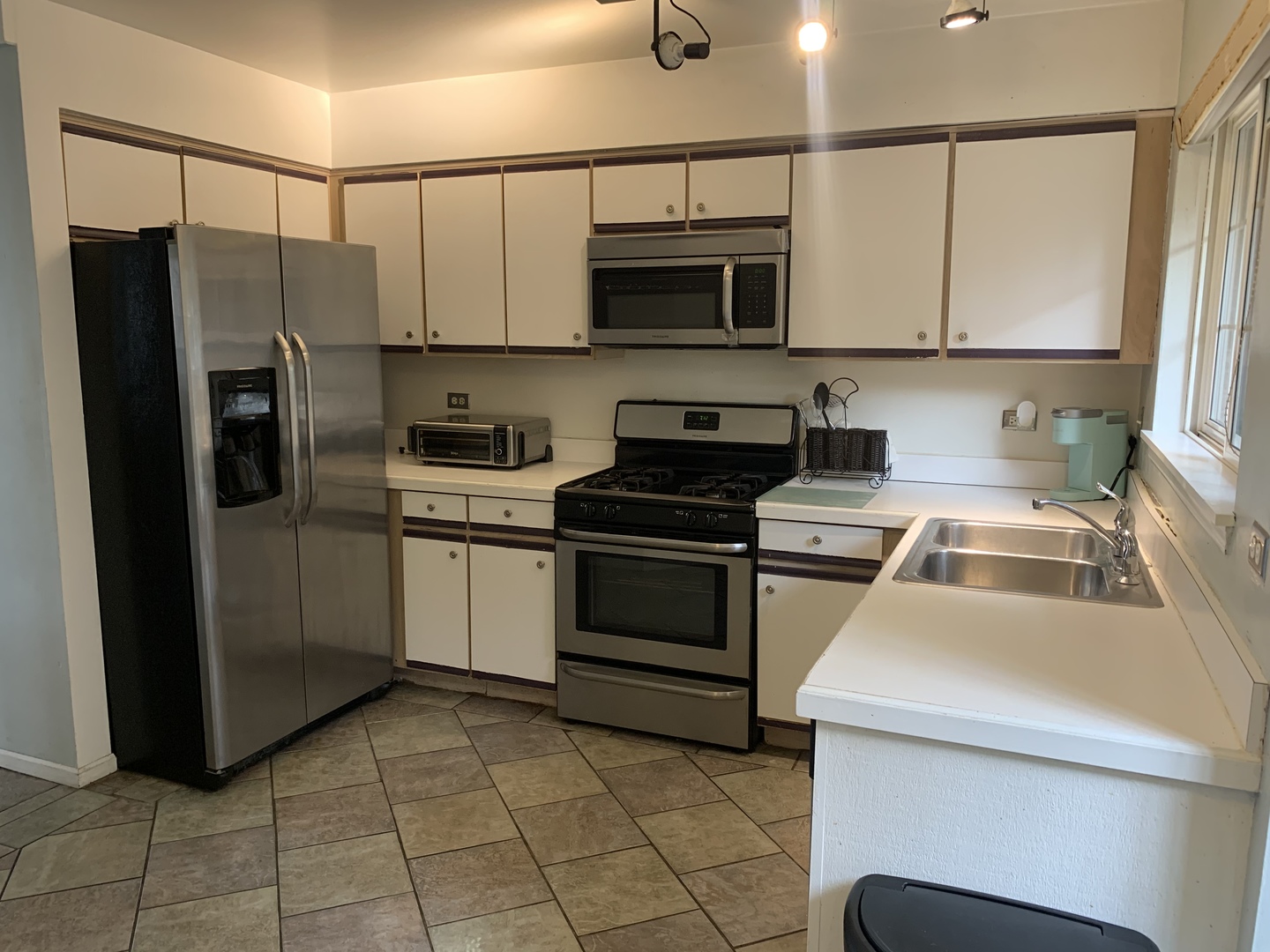 1162 Coventry Lane Bolingbrook, IL 60440 - Photo 8 of 19