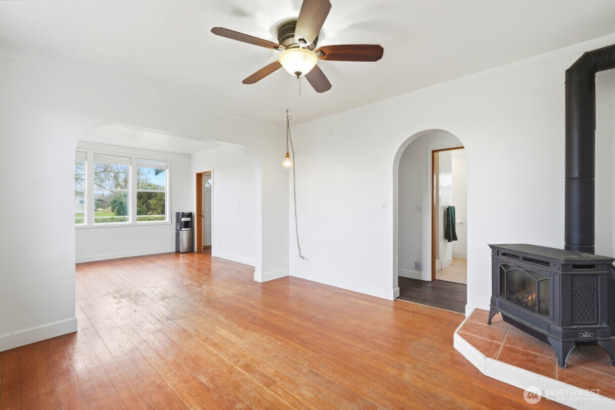 19500 Dahlstedt Road Burlington, WA 98233 - Photo 8 of 39